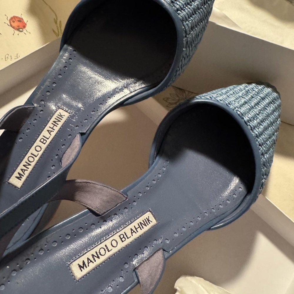 Manolo Blahnik Blue Woven Slingback Heels 39 - Picture 4 of 7